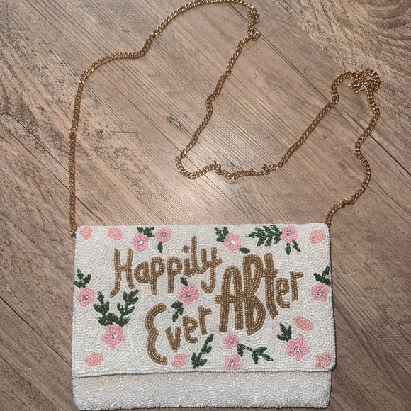 Brand New Beaded “Happily Ever After” Bride Wedding Clutch with chain - Picture 2 of 2
